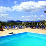 Anwesen Mit Gemeinschaftspool By Interhome