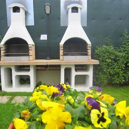 Anwesen Mit Gemeinschaftspool By Interhome Lamporecchio