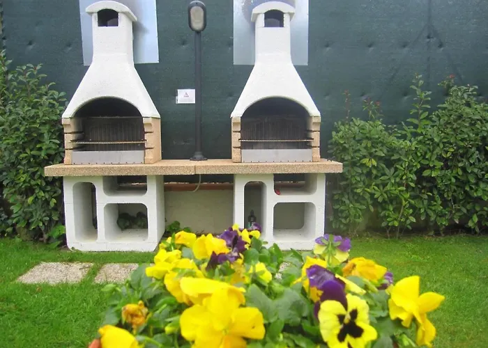 Anwesen Mit Gemeinschaftspool By Interhome 람포레키오